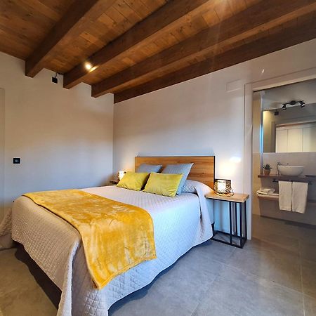 Apartament "Enclau" Turismo Rural Cal Rialla リヴィア エクステリア 写真