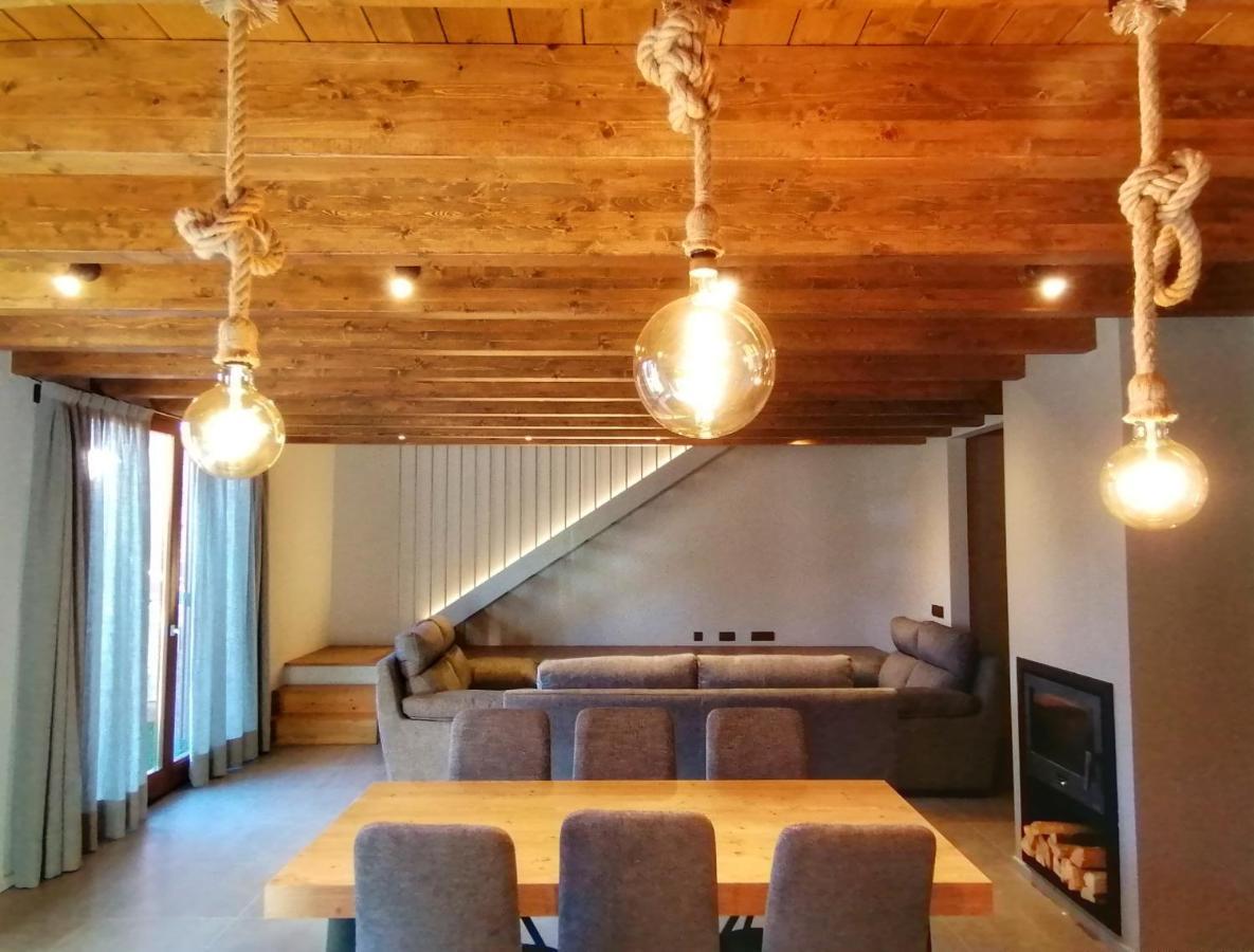 Apartament "Enclau" Turismo Rural Cal Rialla リヴィア エクステリア 写真