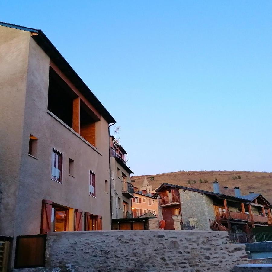Apartament "Enclau" Turismo Rural Cal Rialla リヴィア エクステリア 写真