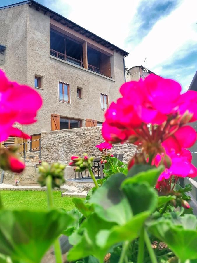 Apartament "Enclau" Turismo Rural Cal Rialla リヴィア エクステリア 写真