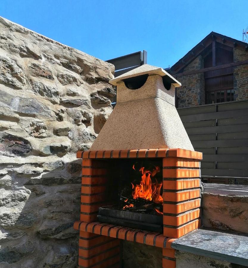 Apartament "Enclau" Turismo Rural Cal Rialla リヴィア エクステリア 写真