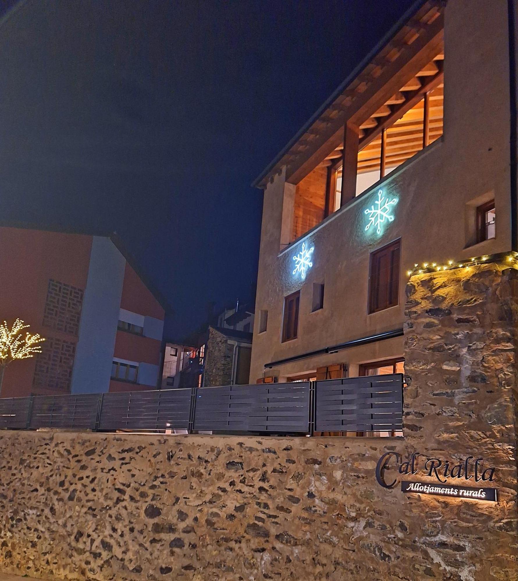 Apartament "Enclau" Turismo Rural Cal Rialla リヴィア エクステリア 写真