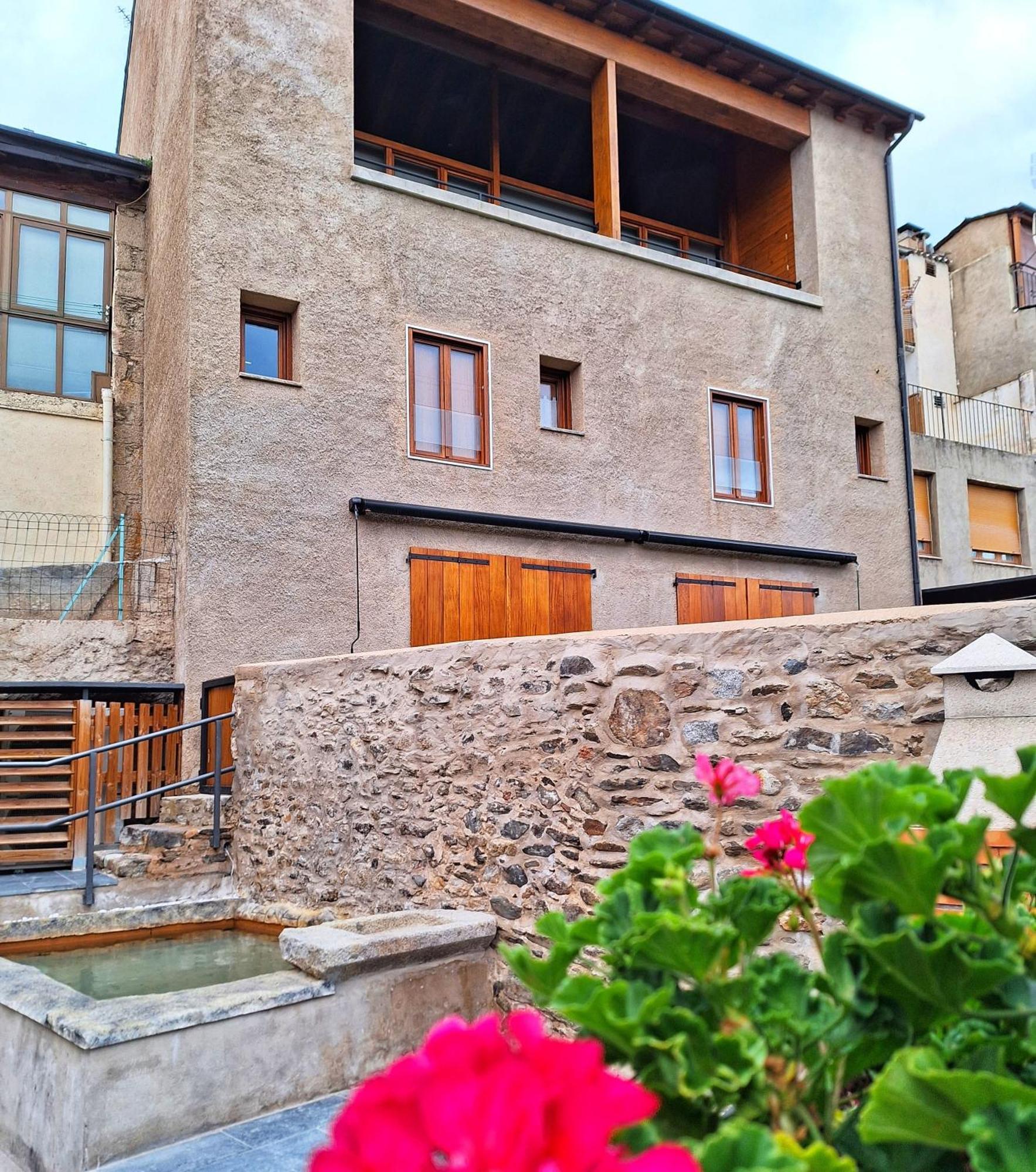 Apartament "Enclau" Turismo Rural Cal Rialla リヴィア エクステリア 写真